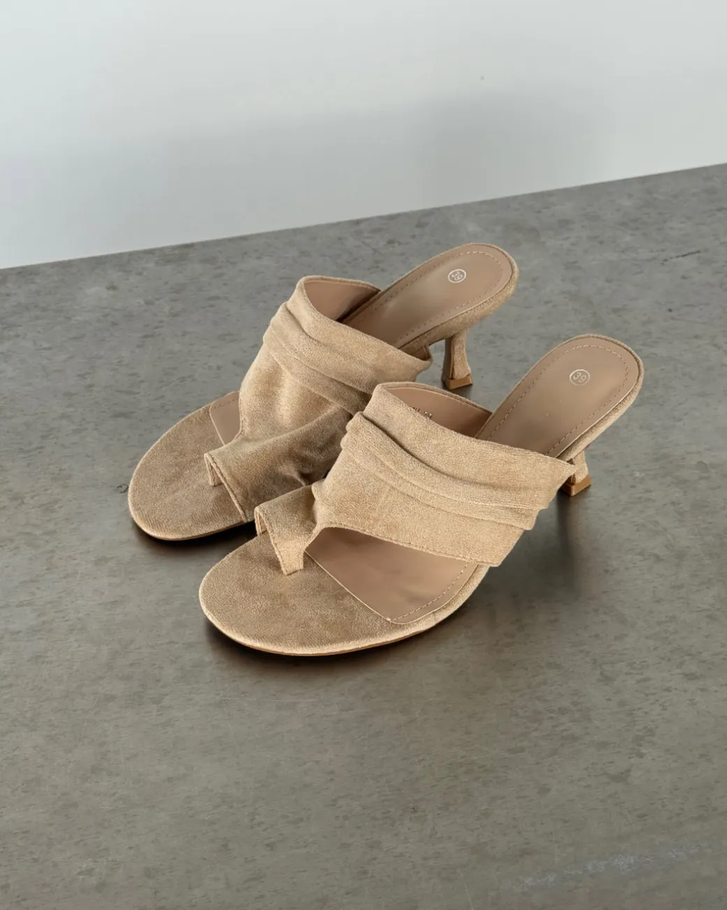 AMALIA hæl, lys beige