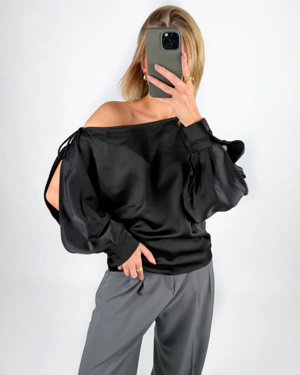 DAVINA one shoulder bluse, sort