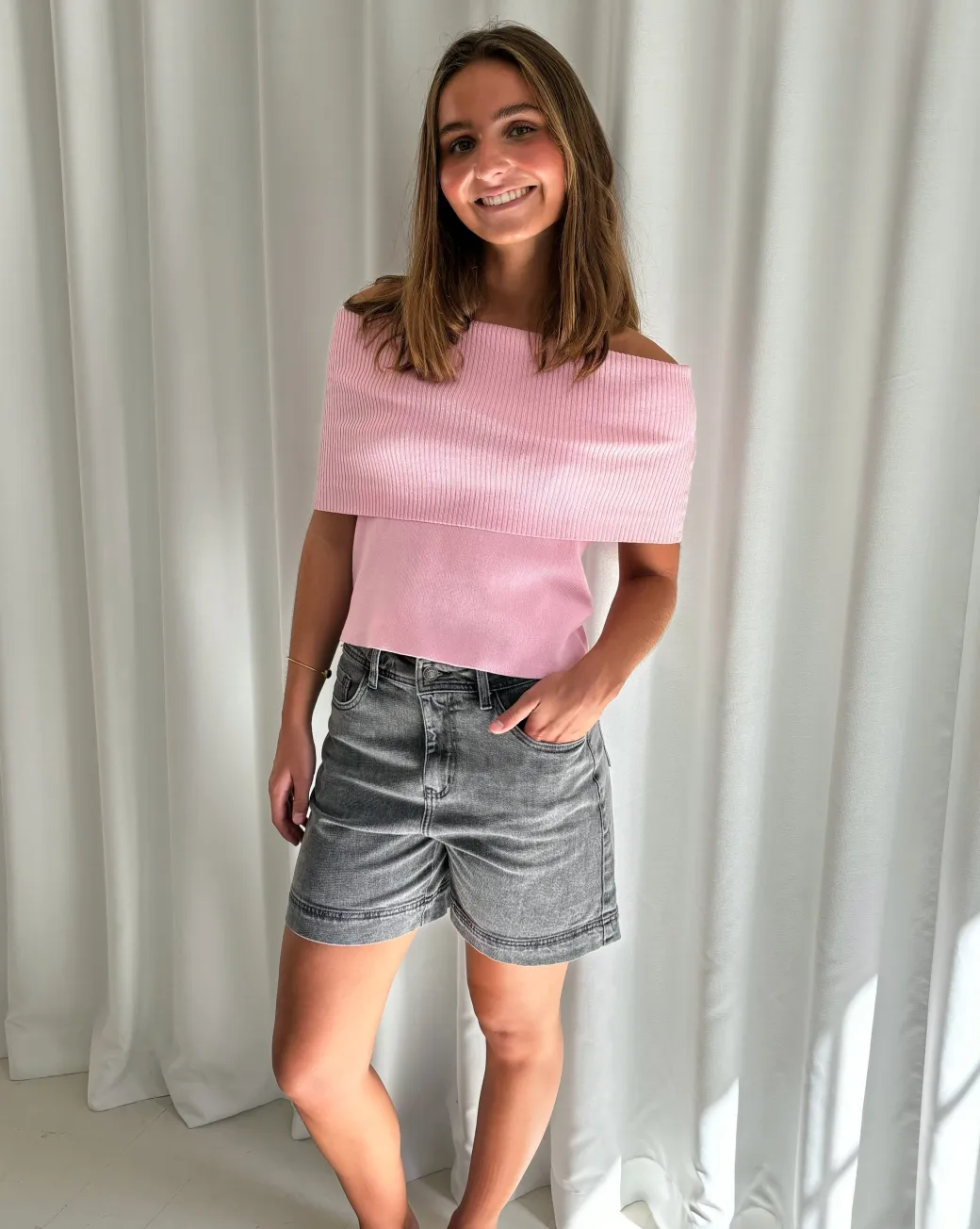 DELAL off shoulder top, lyserød