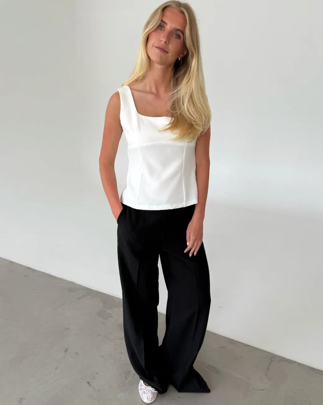 DOROTHY top, hvid
