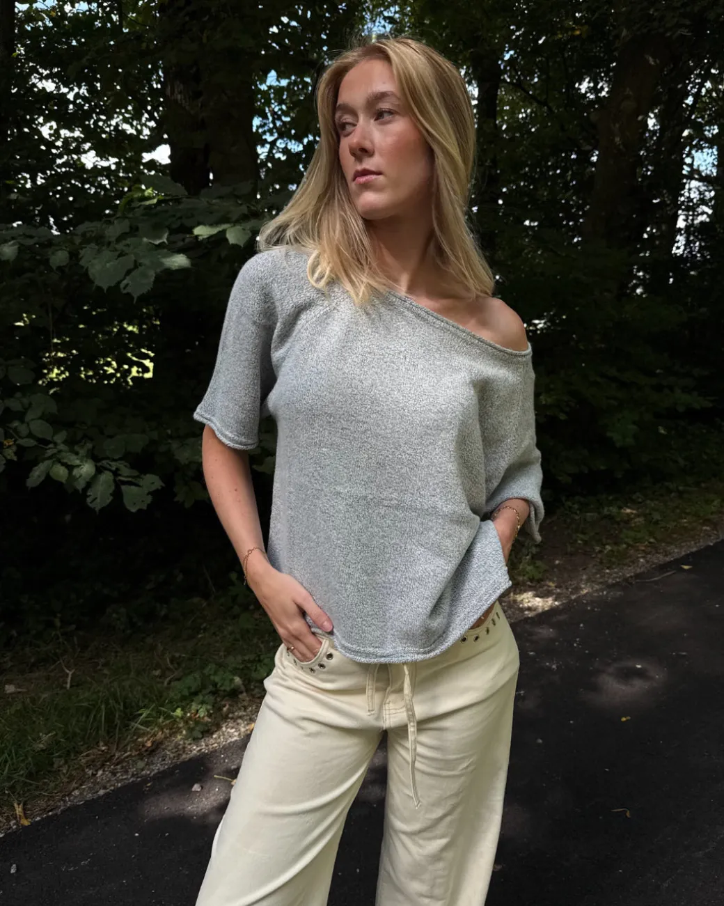 KARSYN wide neck t-shirt, grå
