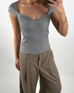 LAINEY top, grå