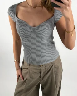 LAINEY top, grå