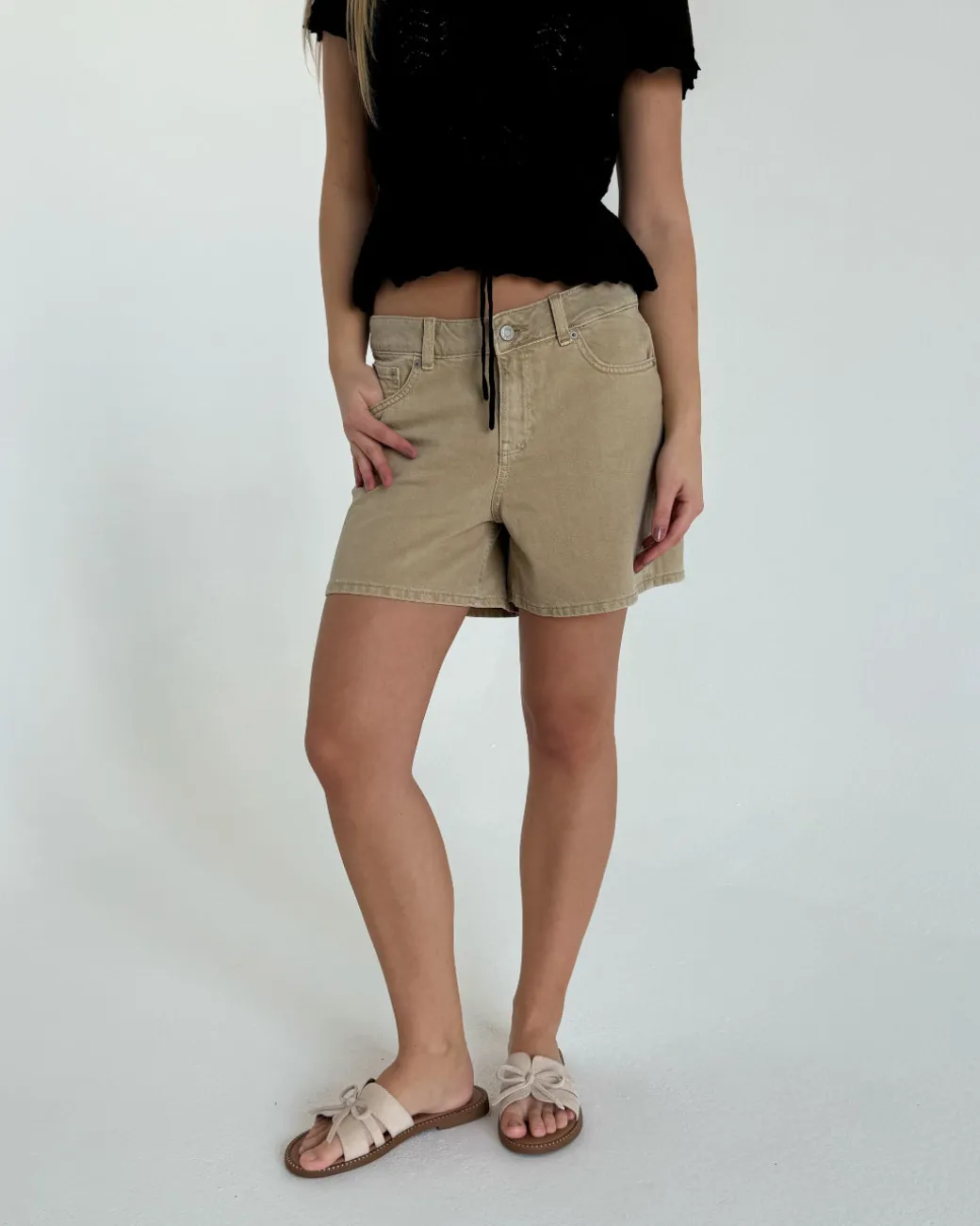 LAURA shorts, beige