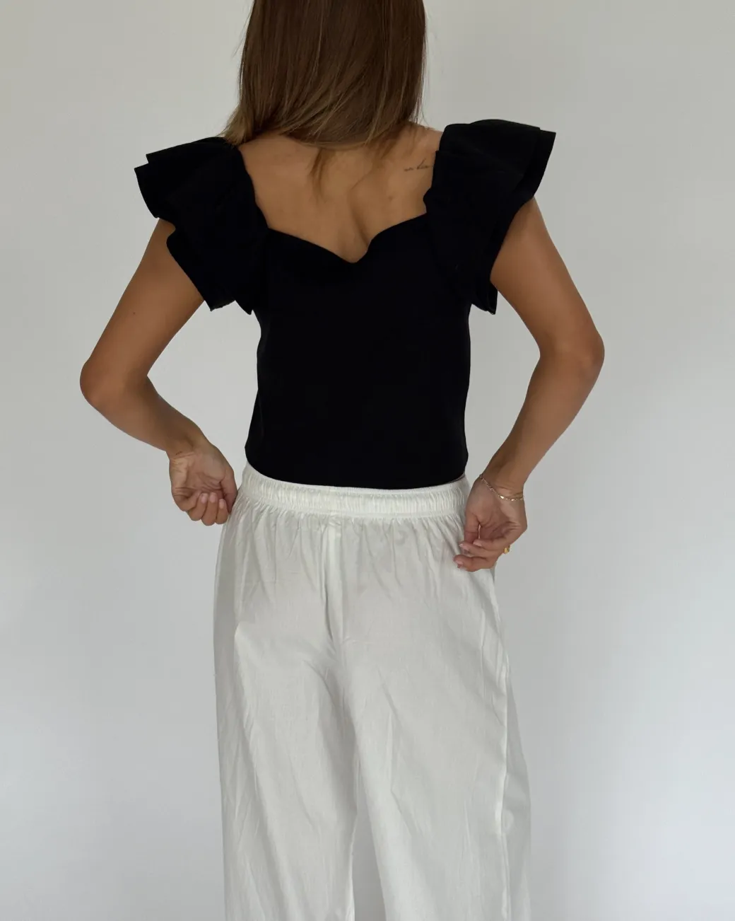 LEONORA top, sort
