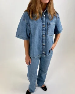 LOUISE kortærmet denim skjorte, blå
