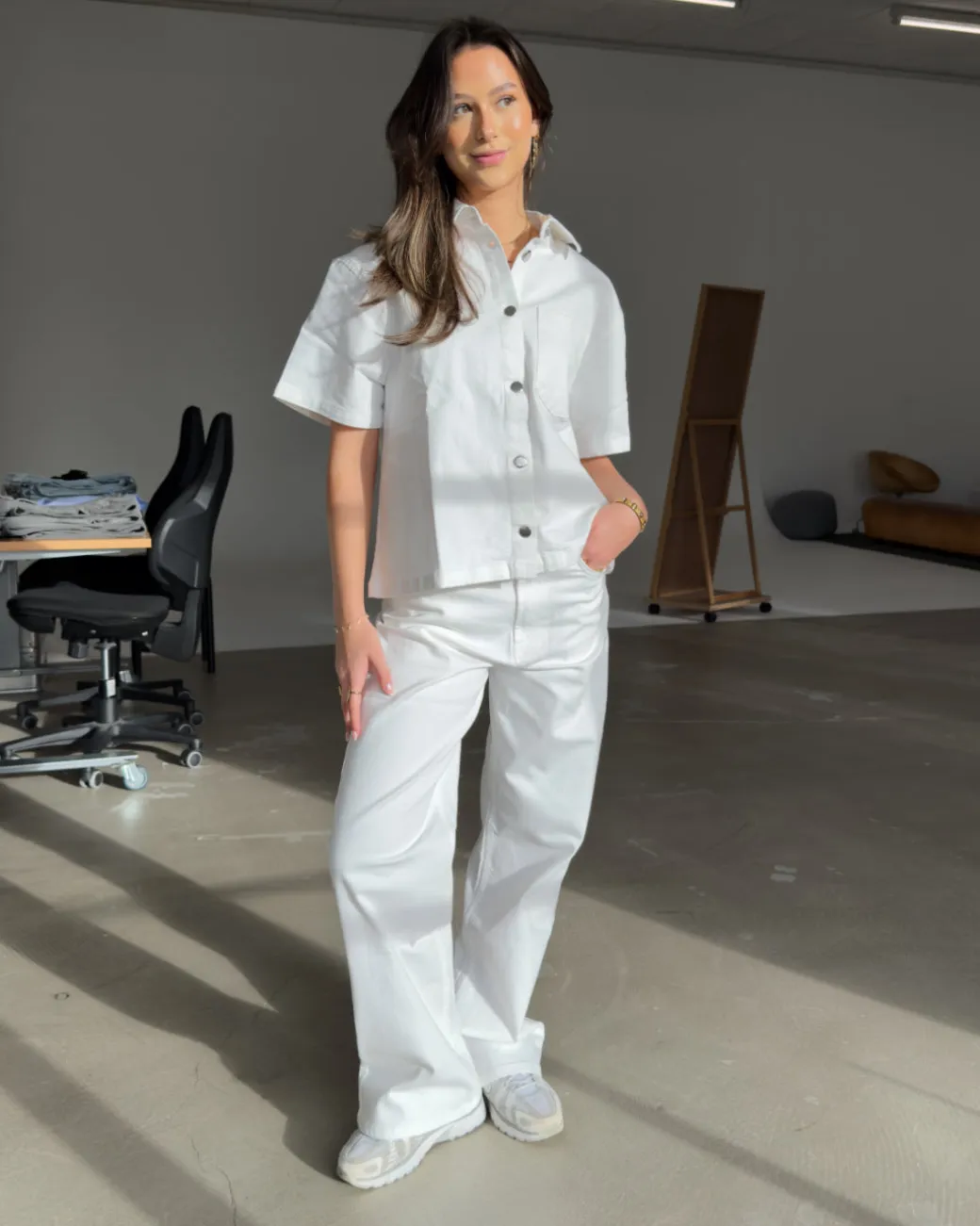 LOUISE kortærmet denim skjorte, hvid