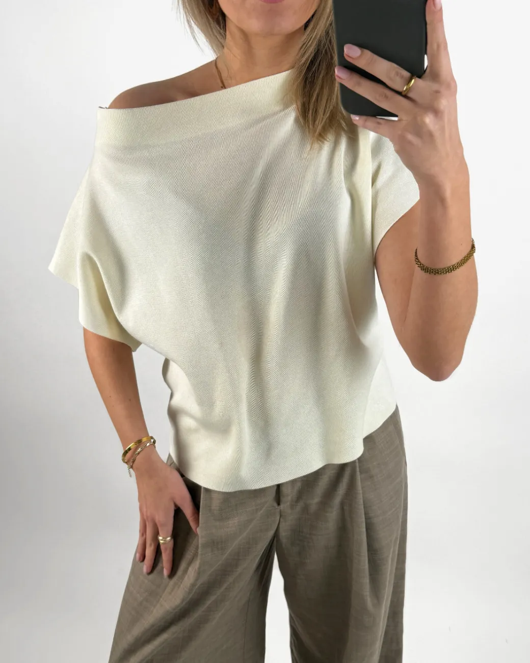 MONA one shoulder top, creme