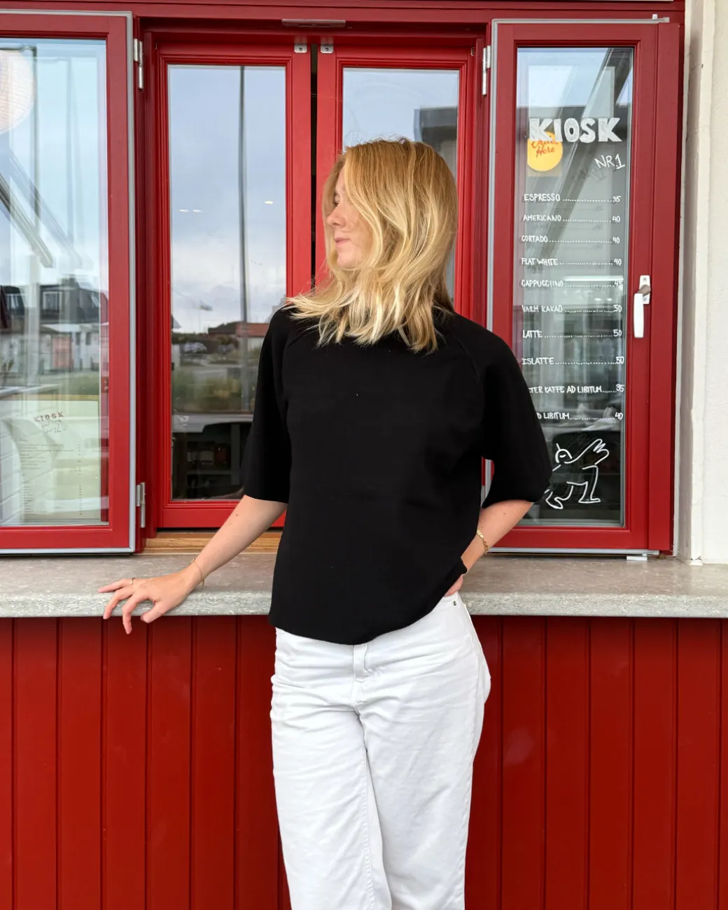 REYNARD kortærmet strik, sort
