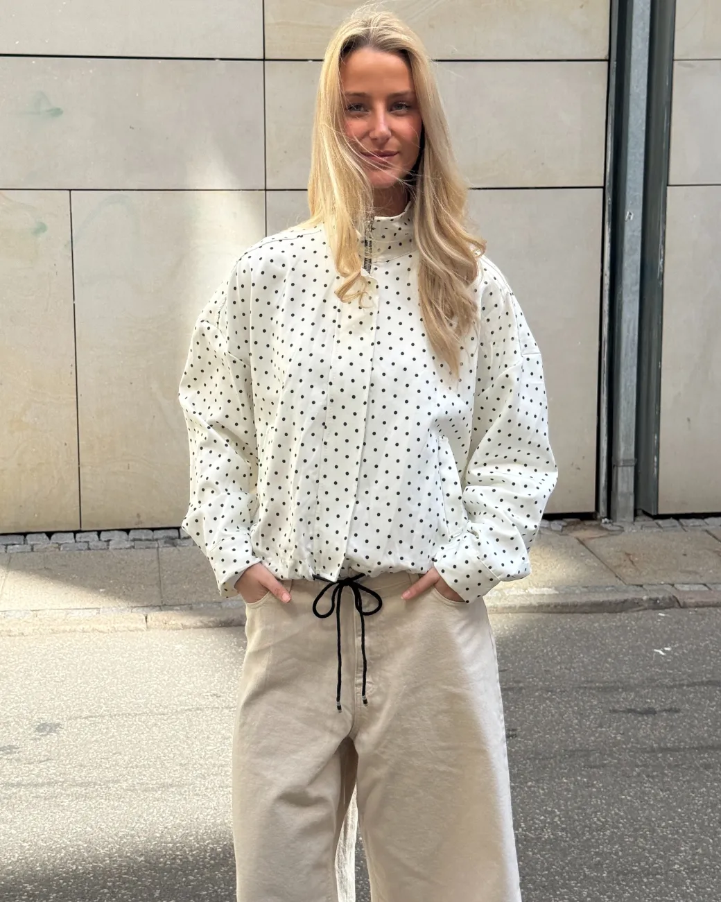 RHEA prikket jakke, hvid