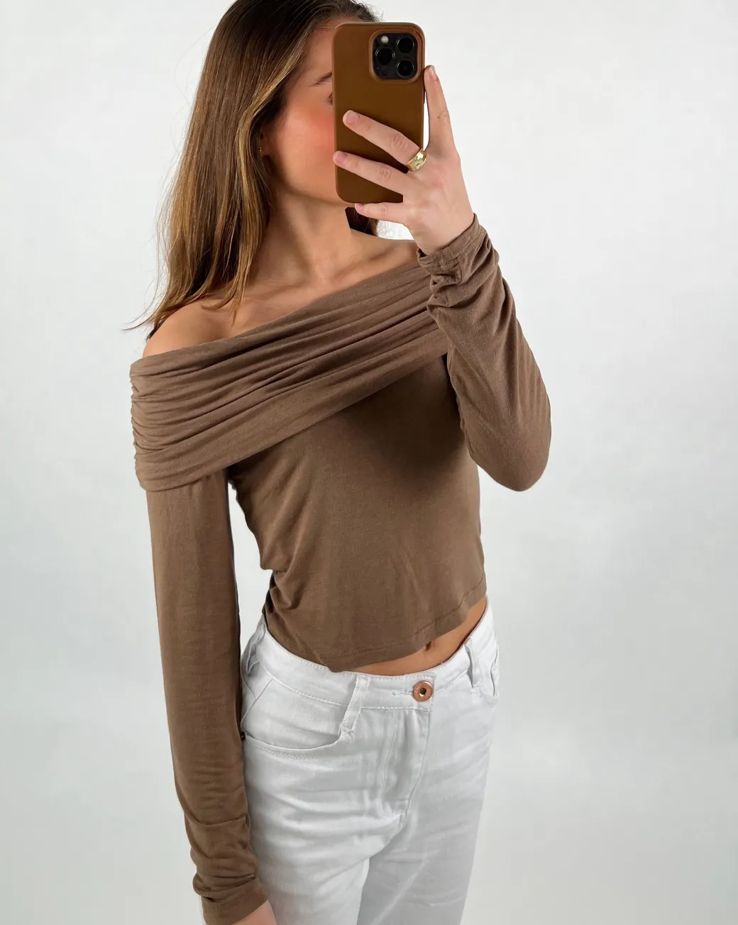 TARA off shoulder bluse, brun